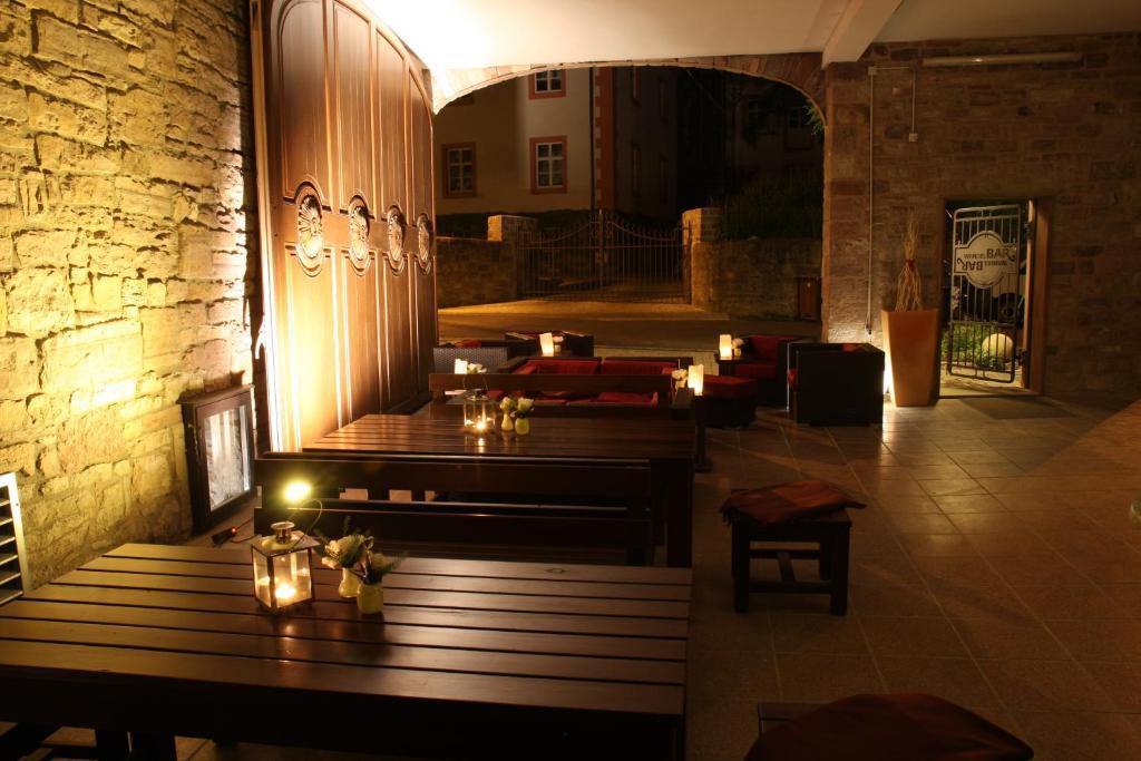 Hotel Deutsches Haus Хаммельбург Экстерьер фото